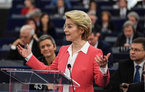 Охрабрујућа порука председнице ЕК Урсуле фон дер Лајен: Западном Балкану су отворена врата 